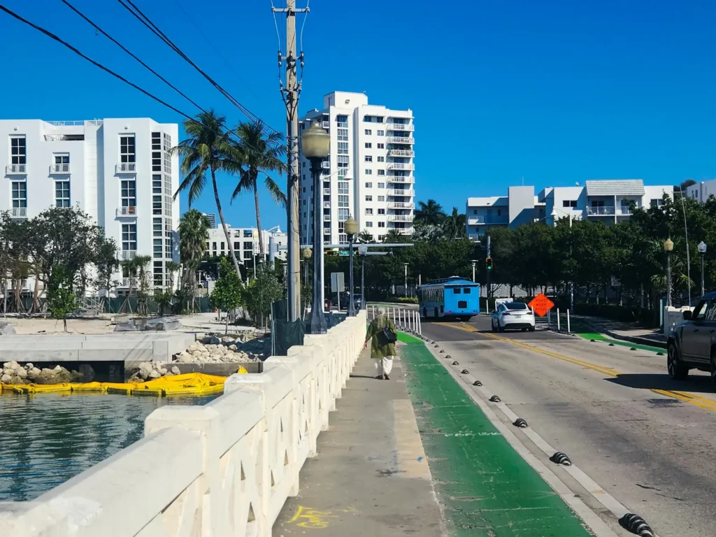 Carril para bicicletas y scooters en Miami